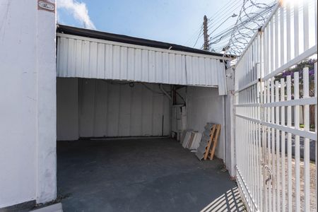 Casa à venda com 230m², 5 quartos e 6 vagas Casa à venda com 230m², 5 quartos e 6 vagasCasa 2-Salão Anexo