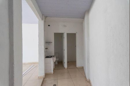 Casa à venda com 230m², 5 quartos e 6 vagas Casa à venda com 230m², 5 quartos e 6 vagasCasa 2-Salão Anexo