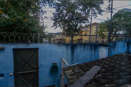 Casa à venda com 550m², 4 quartos e 5 vagasVista da Suíte 2