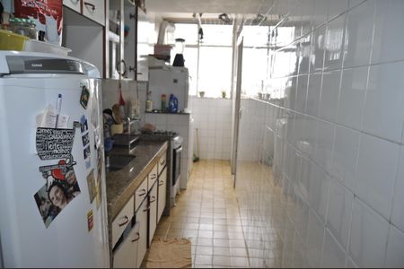 Apartamento à venda com 83m², 2 quartos e 1 vagaCozinha