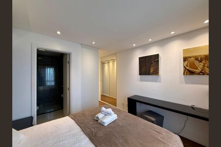 Apartamento para alugar com 69m², 1 quarto e 1 vagaSuíte 