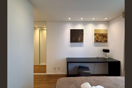 Apartamento para alugar com 69m², 1 quarto e 1 vagaSuíte 
