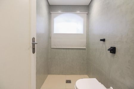 Casa à venda com 225m², 4 quartos e 3 vagasBanheiro Social 2