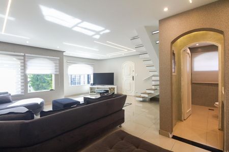 Casa à venda com 225m², 4 quartos e 3 vagasSala 