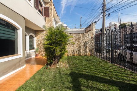 Casa à venda com 225m², 4 quartos e 3 vagasEntrada e Garagem 