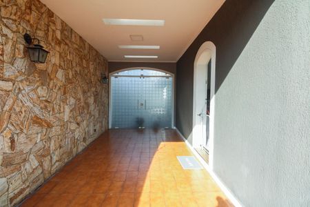 Casa à venda com 225m², 4 quartos e 3 vagasEntrada e Garagem 