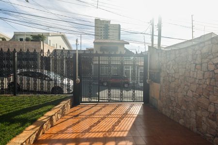 Casa à venda com 225m², 4 quartos e 3 vagasEntrada e Garagem 