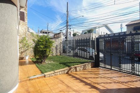 Casa à venda com 225m², 4 quartos e 3 vagasEntrada e Garagem 