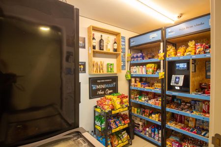 Studio para alugar com 33m², 1 quarto e sem vaga Studio para alugar com 33m², 1 quarto e sem vagaÁrea comum - Minimercado