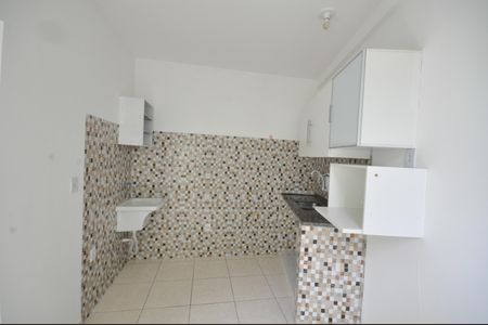 Cozinha e área de serviço de casa para alugar com 1 quarto, 30m² em Vila Isolina Mazzei, São Paulo