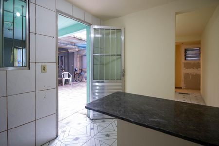 Sala/Cozinha de casa para alugar com 1 quarto, 26m² em Jardim Ana Maria, São Paulo