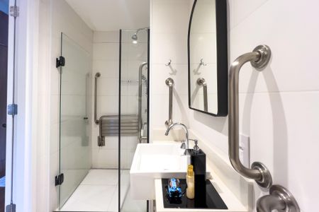 Studio para alugar com 28m², 1 quarto e sem vaga Studio para alugar com 28m², 1 quarto e sem vagaBanheiro