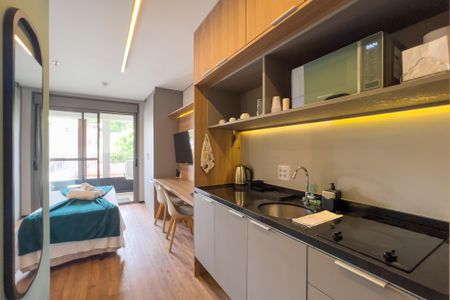 Studio para alugar com 28m², 1 quarto e sem vaga Studio para alugar com 28m², 1 quarto e sem vagaCozinha