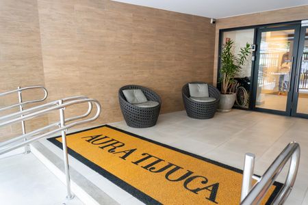 Apartamento à venda com 93m², 2 quartos e 1 vaga Apartamento à venda com 93m², 2 quartos e 1 vagaEntrada