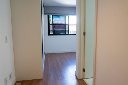 Apartamento à venda com 93m², 2 quartos e 1 vaga Apartamento à venda com 93m², 2 quartos e 1 vagaSuíte