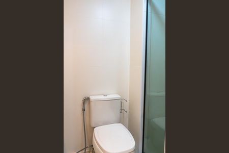 Apartamento à venda com 93m², 2 quartos e 1 vaga Apartamento à venda com 93m², 2 quartos e 1 vagaBanheiro social