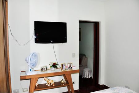 Casa para alugar com 125m², 2 quartos e 1 vaga Casa para alugar com 125m², 2 quartos e 1 vagaDetalhe - Quarto 01