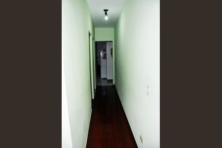 Casa para alugar com 125m², 2 quartos e 1 vaga Casa para alugar com 125m², 2 quartos e 1 vagaDetalhe - Corredor Interno