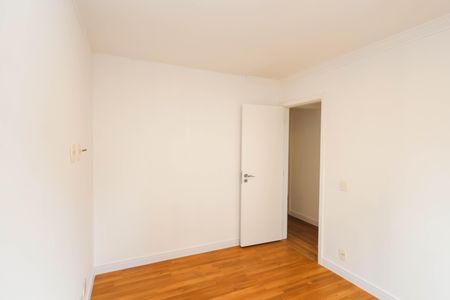 Apartamento à venda com 144m², 4 quartos e 2 vagasQuarto 1
