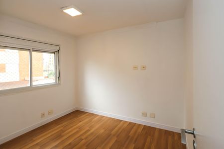 Apartamento à venda com 144m², 4 quartos e 2 vagasQuarto 1