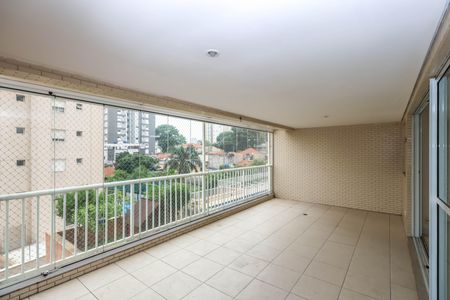 Apartamento à venda com 144m², 4 quartos e 2 vagasVaranda