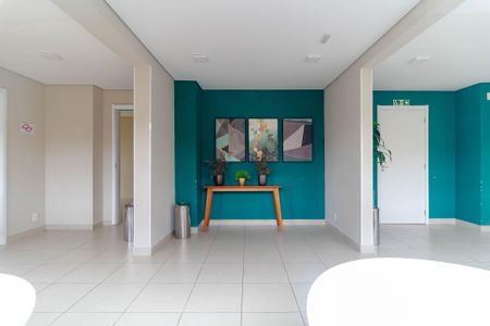 Apartamento para alugar com 35m², 2 quartos e sem vagaÁrea comum - Salão de festas