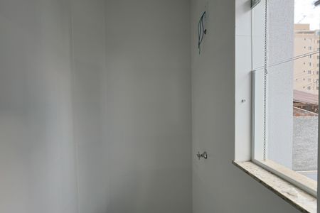 Casa à venda com 89m², 2 quartos e 2 vagas Casa à venda com 89m², 2 quartos e 2 vagasBanheiro da Suíte