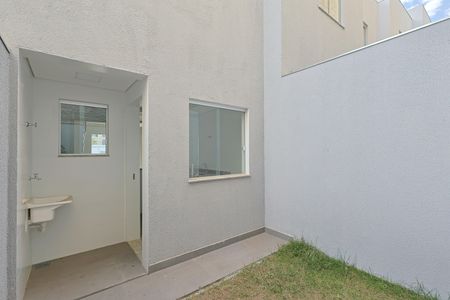 Casa à venda com 89m², 2 quartos e 2 vagas Casa à venda com 89m², 2 quartos e 2 vagasÁrea de Serviço