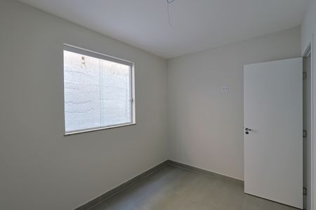 Casa à venda com 89m², 2 quartos e 2 vagasQuarto 1