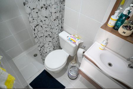 Apartamento à venda com 94m², 3 quartos e 1 vaga Apartamento à venda com 94m², 3 quartos e 1 vagaBanheiro da Suíte