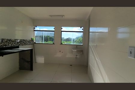 Apartamento para alugar com 120m², 4 quartos e 2 vagas Apartamento para alugar com 120m², 4 quartos e 2 vagasCozinha e Área de Serviço