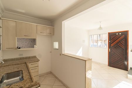 Casa de condomínio à venda com 54m², 2 quartos e 2 vagas Casa de condomínio à venda com 54m², 2 quartos e 2 vagasSala e Cozinha