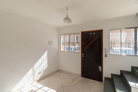 Casa de condomínio à venda com 54m², 2 quartos e 2 vagas Casa de condomínio à venda com 54m², 2 quartos e 2 vagasSala e Cozinha
