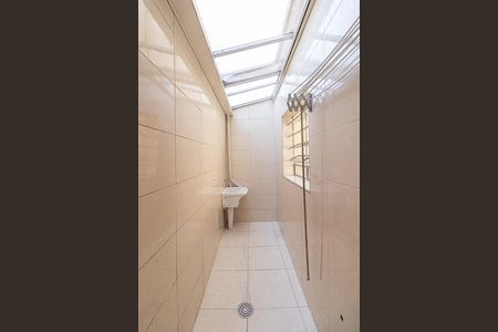Casa de condomínio à venda com 54m², 2 quartos e 2 vagas Casa de condomínio à venda com 54m², 2 quartos e 2 vagasÁrea de Serviço