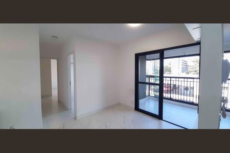Sala de apartamento para alugar com 2 quartos, 62m² em Continental, Osasco