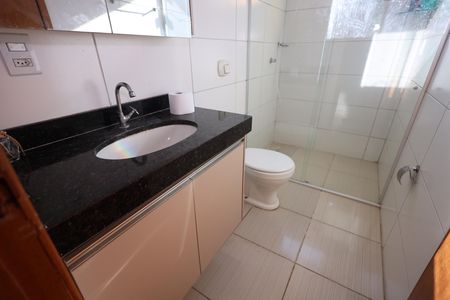 Casa para alugar com 180m², 3 quartos e 2 vagasBanheiro Corredor