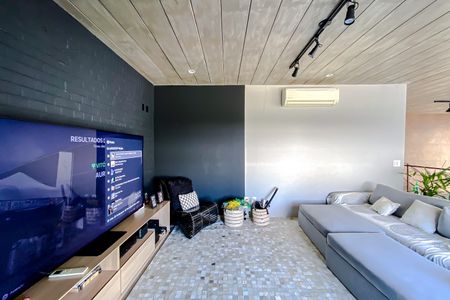 Sala de TV de casa à venda com 5 quartos, 482m² em Alto da Lapa, São Paulo
