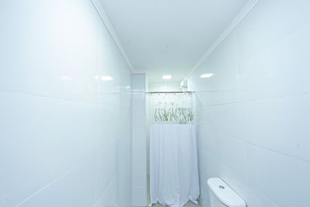 Apartamento para alugar com 47m², 2 quartos e sem vaga Apartamento para alugar com 47m², 2 quartos e sem vagaBanheiro