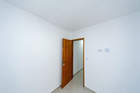 Quarto 2 de apartamento para alugar com 2 quartos, 47m² em Quinta da Paineira, São Paulo