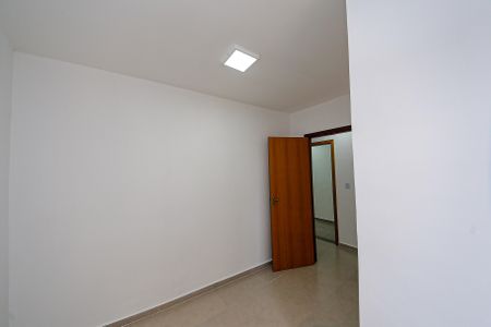 Quarto 1 de apartamento para alugar com 2 quartos, 42m² em Quinta da Paineira, São Paulo