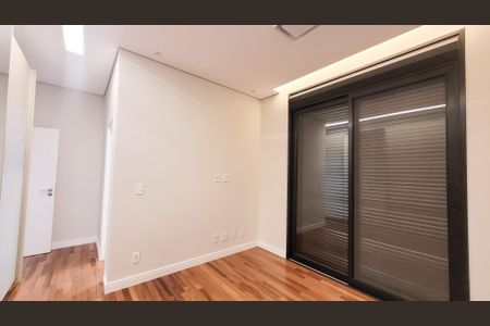 Casa de condomínio à venda com 450m², 5 quartos e 4 vagas Casa de condomínio à venda com 450m², 5 quartos e 4 vagasSuíte 1