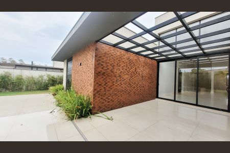 Casa de condomínio à venda com 450m², 5 quartos e 4 vagas Casa de condomínio à venda com 450m², 5 quartos e 4 vagasÁrea externa