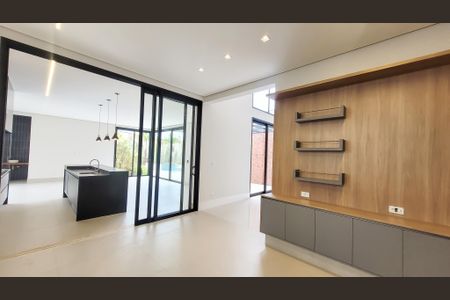 Casa de condomínio à venda com 450m², 5 quartos e 4 vagas Casa de condomínio à venda com 450m², 5 quartos e 4 vagasCozinha