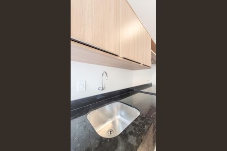 Casa de condomínio à venda com 450m², 5 quartos e 4 vagas Casa de condomínio à venda com 450m², 5 quartos e 4 vagasÁrea de Serviço