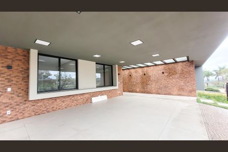 Casa de condomínio à venda com 450m², 5 quartos e 4 vagas Casa de condomínio à venda com 450m², 5 quartos e 4 vagasGaragem