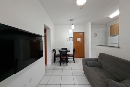 Sala de apartamento para alugar com 2 quartos, 60m² em Nova Mirim, Praia Grande