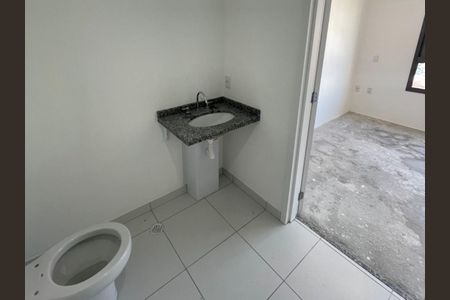 Studio à venda com 24m², 0 quarto e sem vaga Studio à venda com 24m², 0 quarto e sem vagaBanheiro