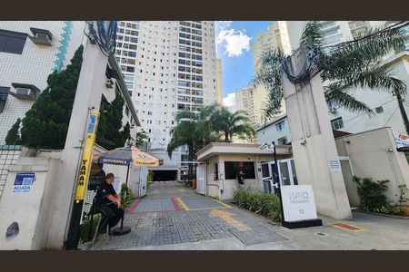 Apartamento para alugar com 62m², 2 quartos e 1 vagaFachada