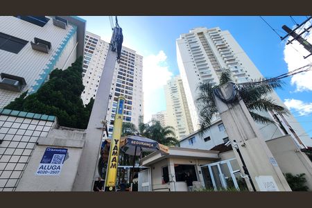 Apartamento para alugar com 62m², 2 quartos e 1 vagaFachada