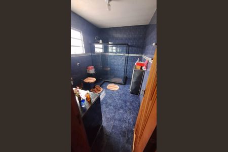 Casa à venda com 360m², 3 quartos e 8 vagas Casa à venda com 360m², 3 quartos e 8 vagasBanheiro